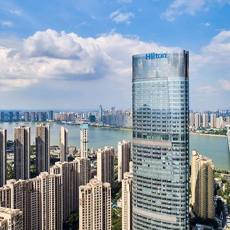 Hilton Changsha Riverside Экстерьер фото