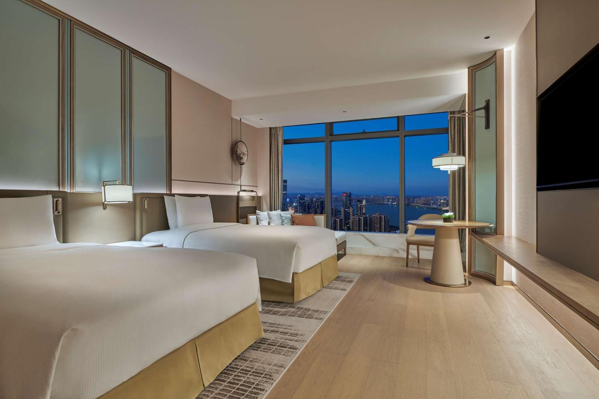 Hilton Changsha Riverside Экстерьер фото