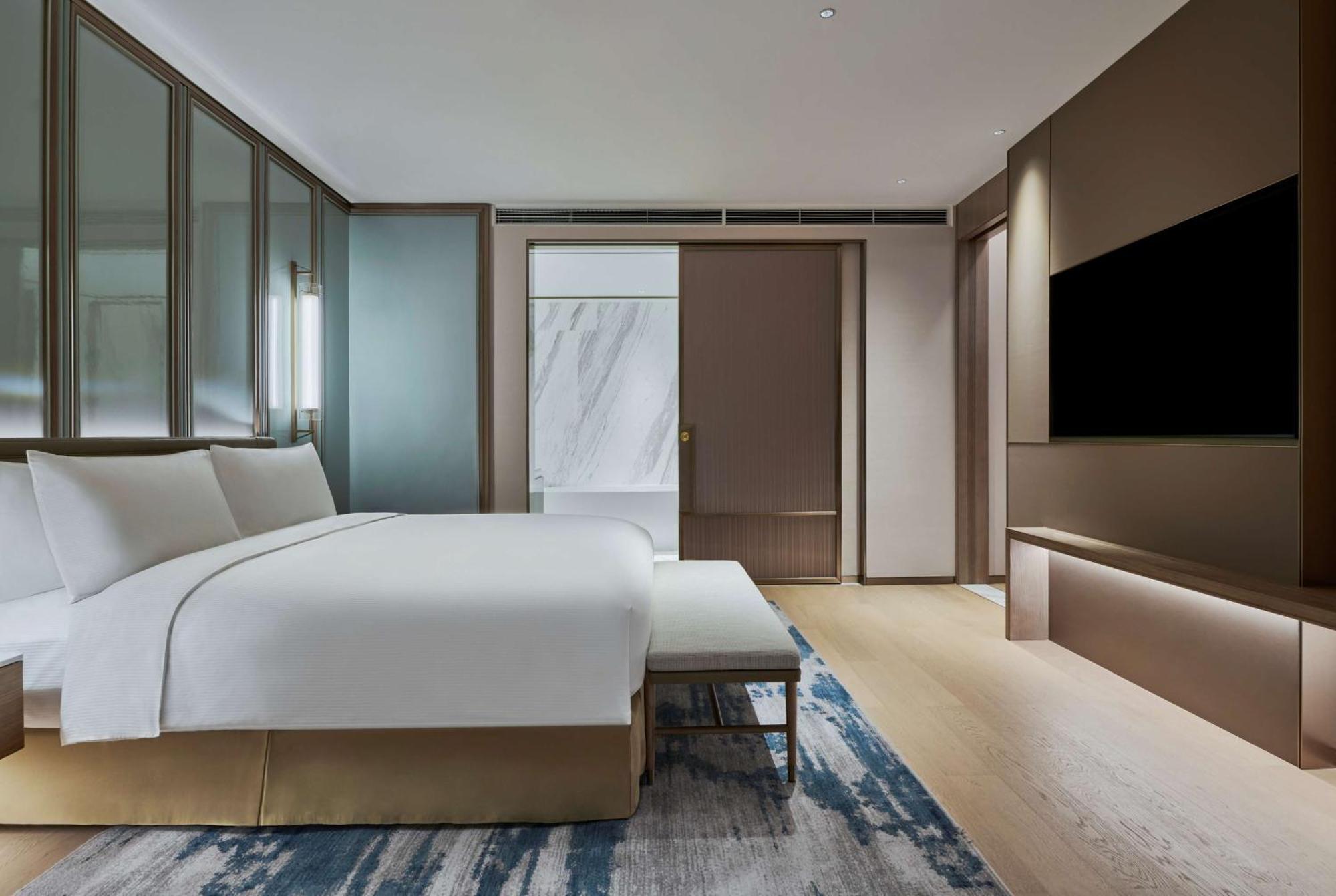 Hilton Changsha Riverside Экстерьер фото