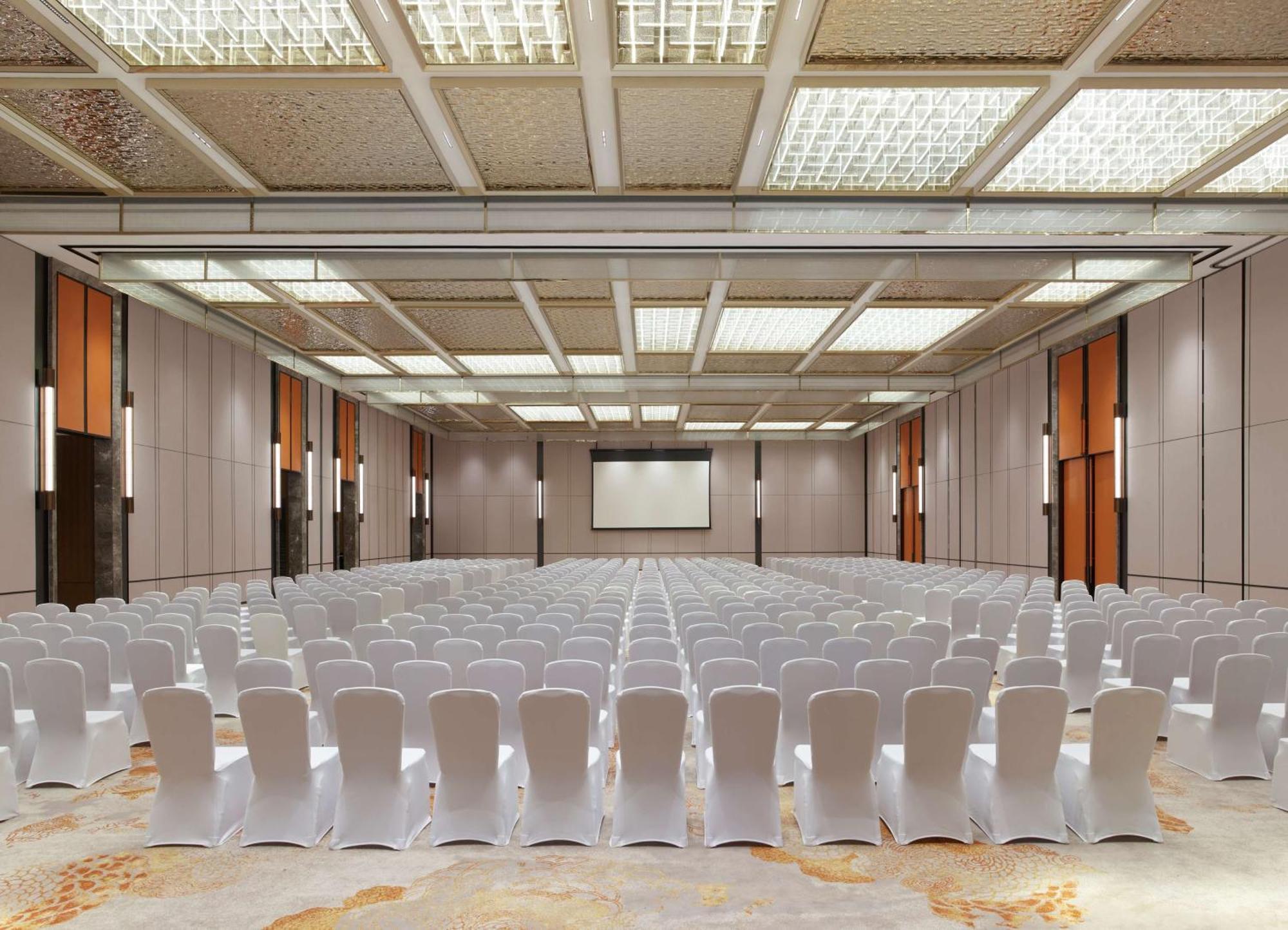Hilton Changsha Riverside Экстерьер фото
