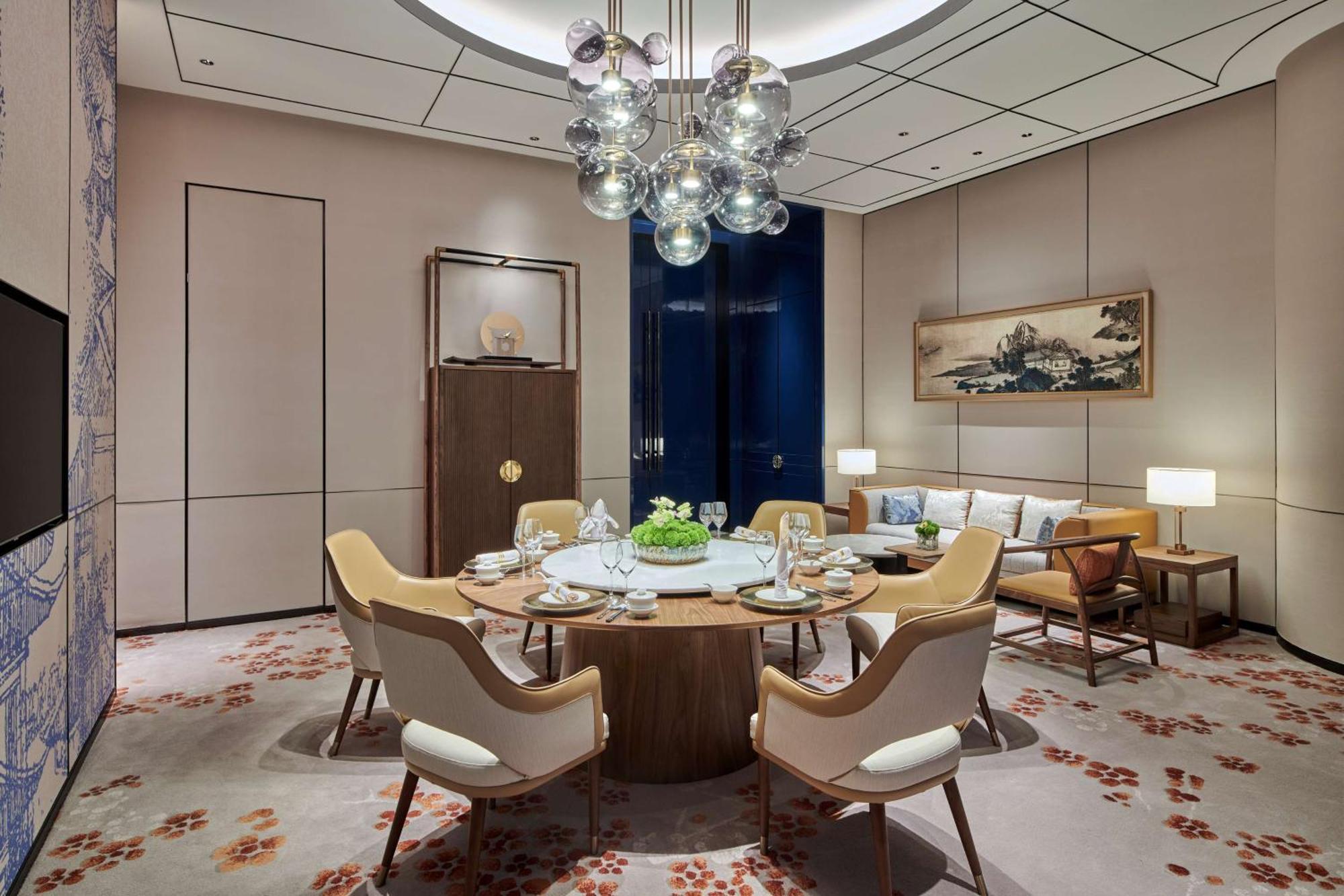 Hilton Changsha Riverside Экстерьер фото