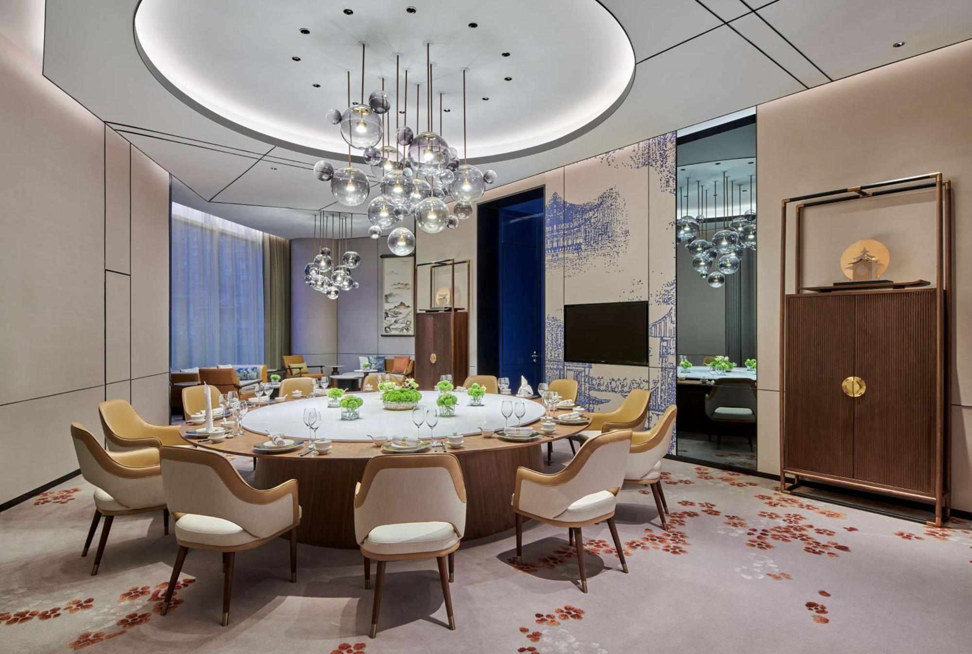 Hilton Changsha Riverside Экстерьер фото