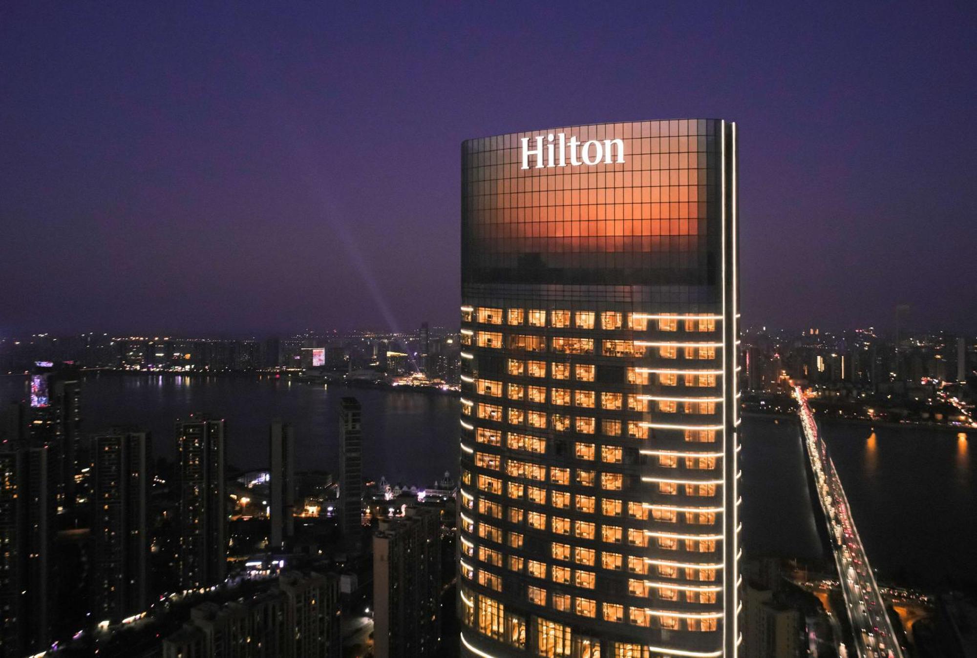 Hilton Changsha Riverside Экстерьер фото